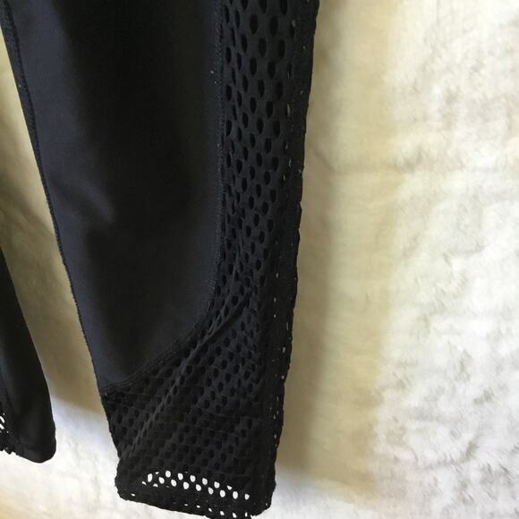 Xersion Black with Detail Leggings - Picture 3 of 9